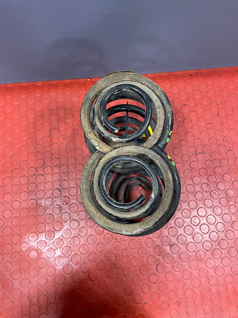 Vauxhall Vivaro/Renault Trafic REAR COIL SPRINGS (PAIR) 2016 P/N 550202870R