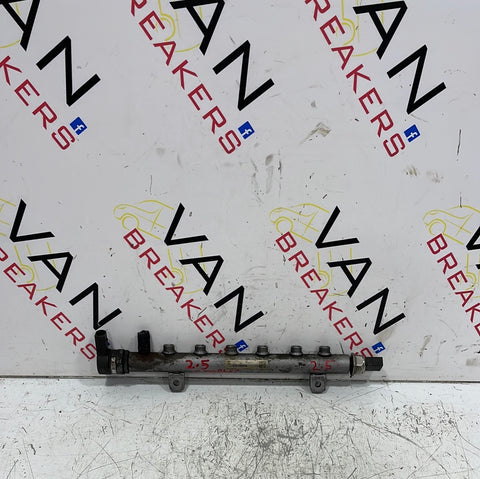 Volkswagen Crafter FUEL RAIL 2.5 TDI 2006-2010 P/N 076130093A