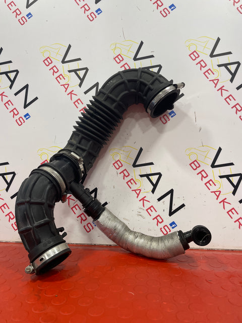 Ford Transit Custom 2.0 TDCI AIR INTAKE PIPE 2012-2018 P/N GK219R504AC