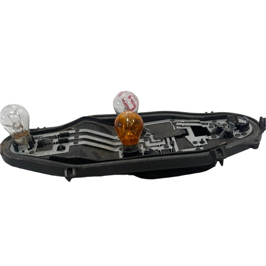 Citroen Berlingo/Peugeot Partner LAMP HOLDER 1.6 Rear Right Handside 2019-2024 P/N 41018017