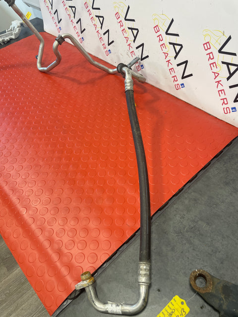 Renault Trafic MK3 1.6 Vauxhall Vivaro AIR CON PIPE 2015-19 P/N 924807649R