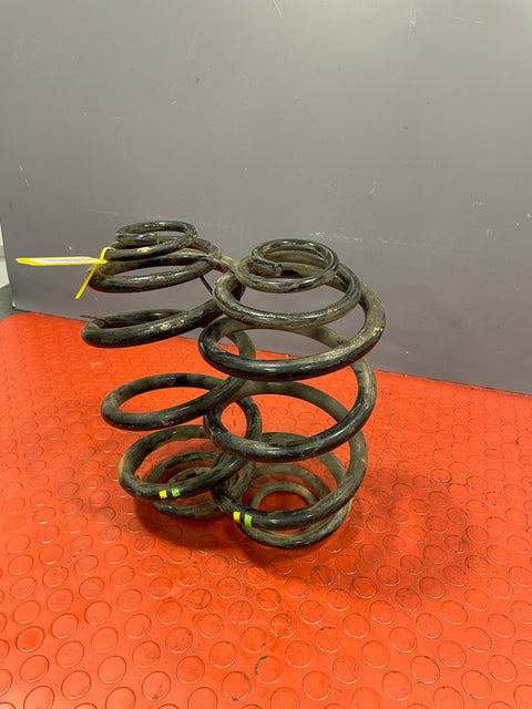 Vauxhall Vivaro/Renault Trafic REAR COIL SPRINGS (PAIR) 2016 P/N 550202870R