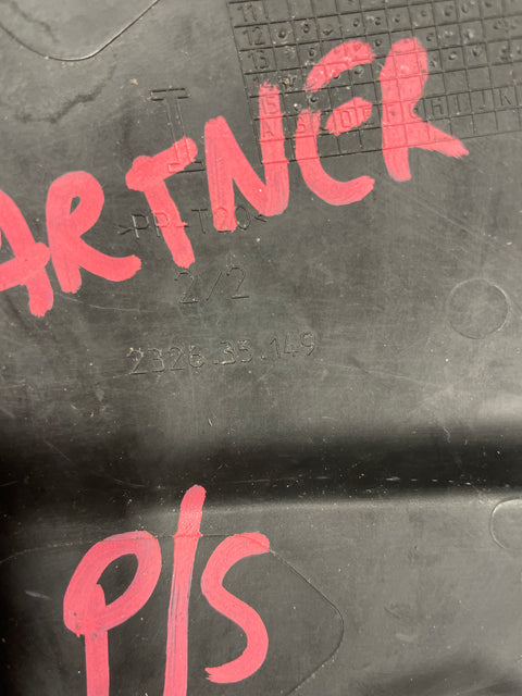 Citroen Berlingo/Peugeot Partner PASSENGER N/S WING MIRROR COVER (SCRATCHED) 2012-2015 P/N 1608750880-S