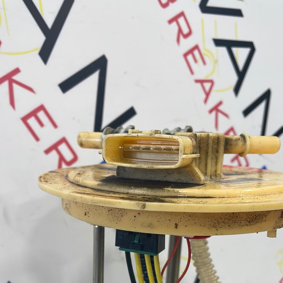 Nissan Navara NP300 Pick Up FUEL PUMP 2.3 2015 0580203376