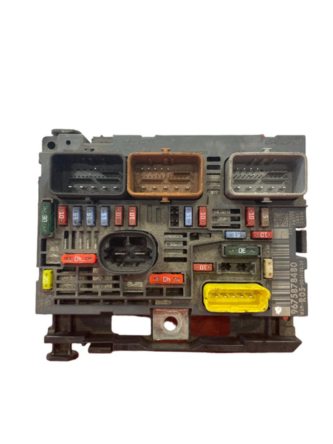 Peugeot Partner/Citroen Berlingo R05 ENGINE BAY FUSE BOX BSM P/N 9675878480