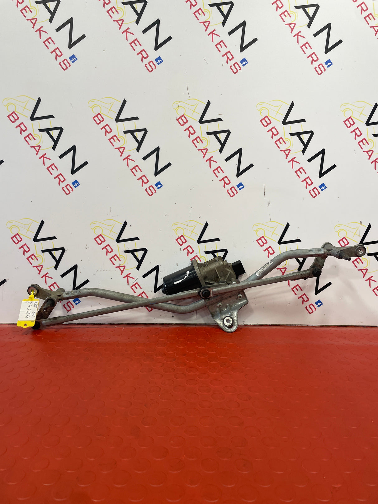 VW Transporter FRONT WIPER LINKAGE MECHANISM WITH MOTOR 2016 TO 2019 P/N 7E2955023C