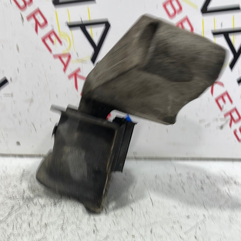 Citroen Relay/ Peugeot Boxer/ Fiat Ducato MK3 RIGHT ENGINE MOUNT BRACKET 2.2d 110kw P/N 1367173080