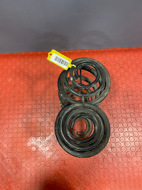 Vauxhall Vivaro/Renault Trafic REAR COIL SPRINGS (PAIR) 2016 P/N 550202870R