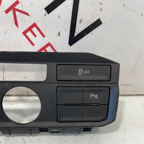 Volkswagen Crafter HEATER CONTROL SURROUND TRIM W/SWITCHES 2021 P/N 7C0857212B