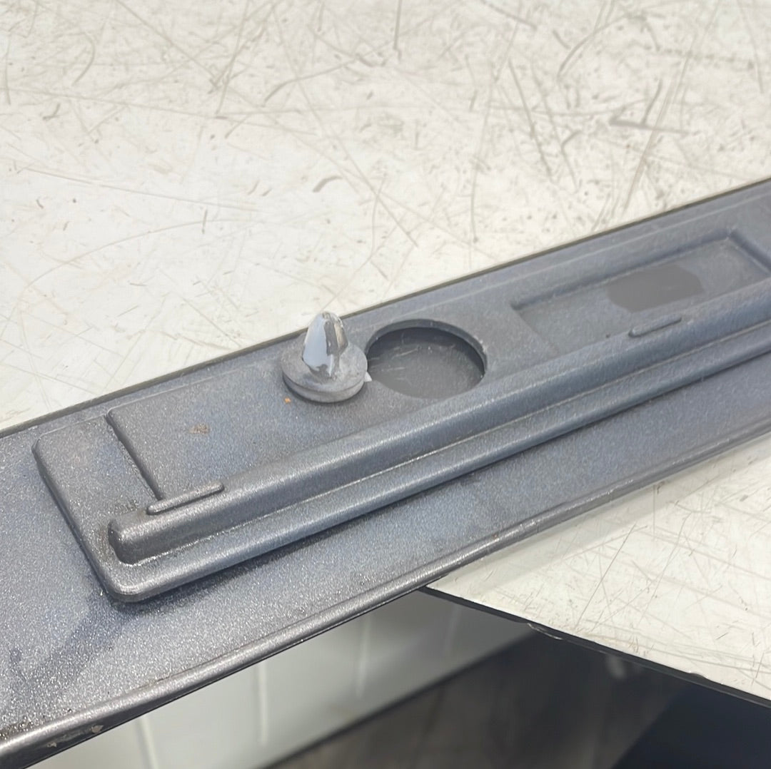 Citroen Dispatch/ Peugeot Expert/ Vauxhall Vivaro/ Toyota Proace Sliding Door Rail Trim Passenger Side 2018 Black/Grey Mk3 P/N 9808384080