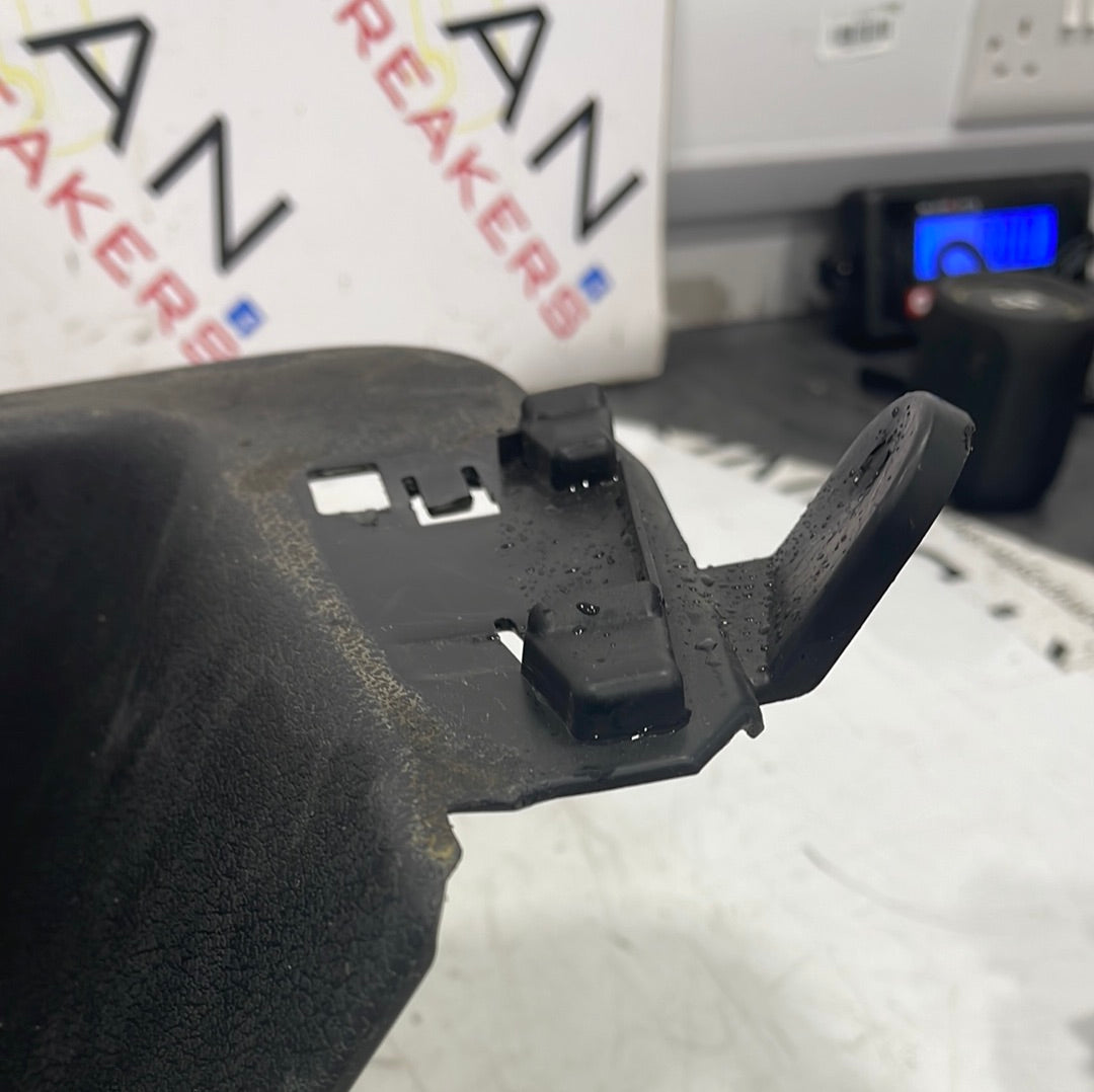 Citroen Dispatch/ Peugeot Expert/ Toyota Proace/ Vauxhall Vivaro DOOR STEP COVER TRIM FRONT RIGHT SIDE 2019-2023 P/N 98129341ZD