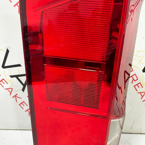 Volkswagen Crafter PASSENGER SIDE TAILLIGHT 2021 P/N 7C0945257A