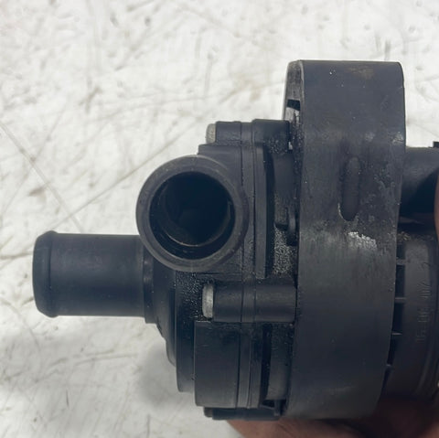 Mercedes Sprinter Volkswagen Crafter AUX WATER PUMP 2006-2013 P/N 2118350264