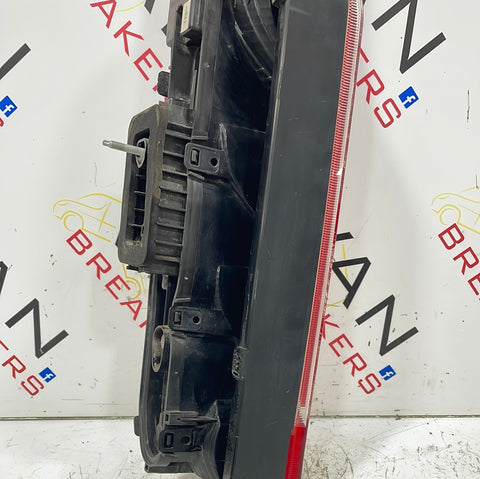 Ford Transit Custom TAILLIGHT DRIVER SIDE RH P/N BK2113404AD
