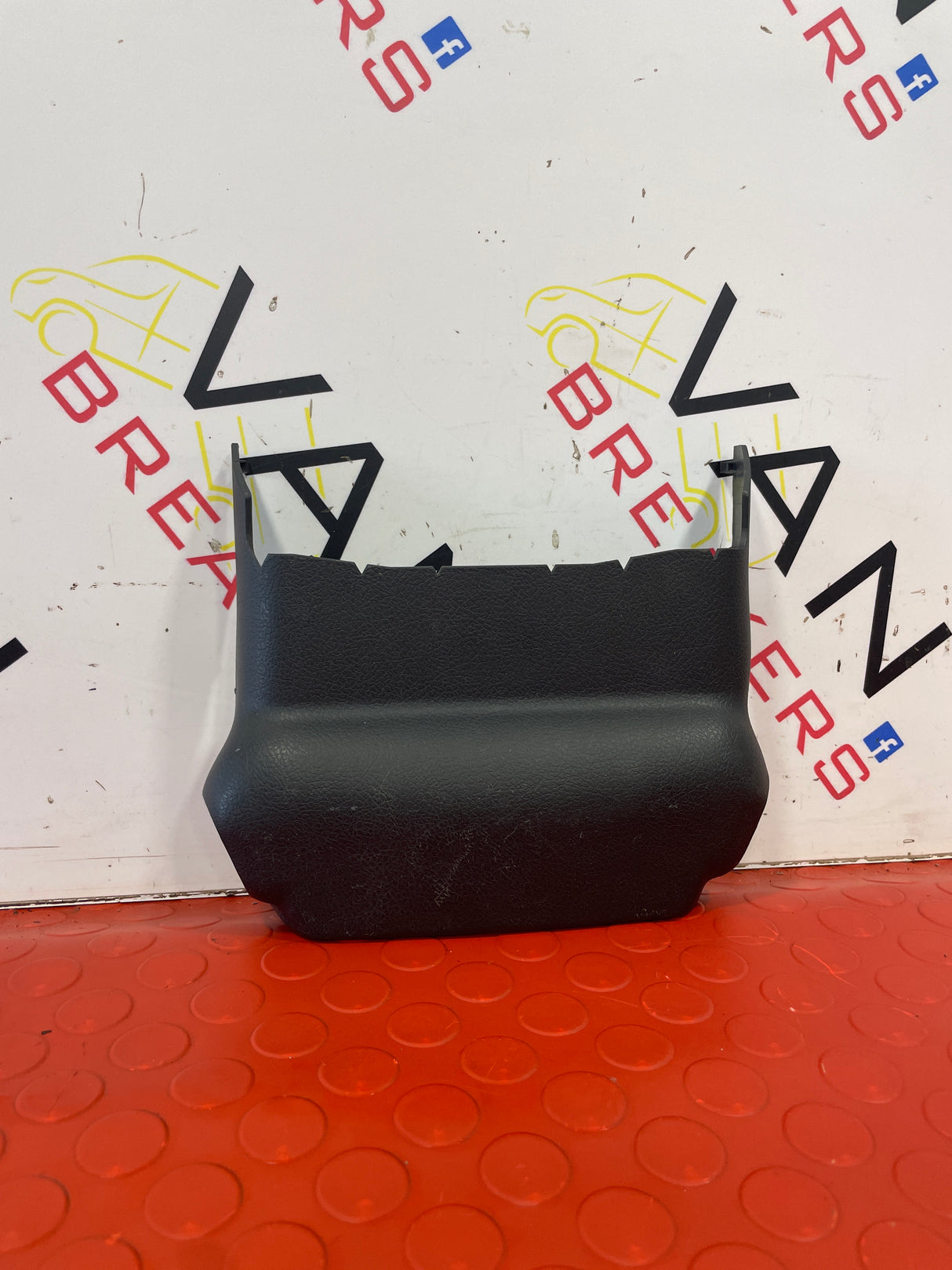 Toyota Hilux STEERING WHEEL SHROUD (TOP PIECE) 2017-2021 P/N 45286-0K090