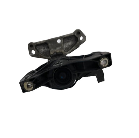 Citroen Berlingo/Peugeot Partner/Vauxhall Combo/Toyota Proace City ENGINE MOUNT O/S DRIVERS SIDE 1.5 2019-2024 P/N 9820297580
