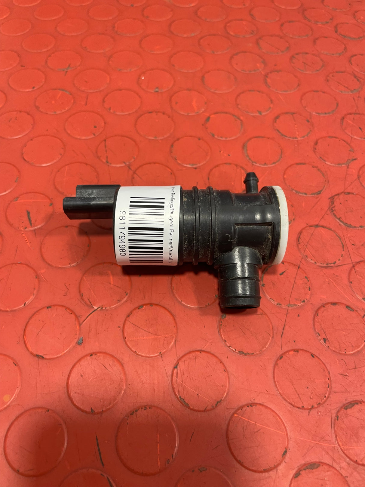 Citroen Berlingo/Peugeot Partner/Vauxhall Combo/Toyota Proace City WINDSCREEN WASHER PUMP 2018-2025 P/N 9811794980