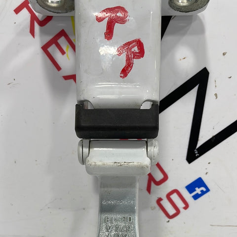 Renault Kangoo RIGHT REAR UPPER DOOR HINGE P/N KL1312A