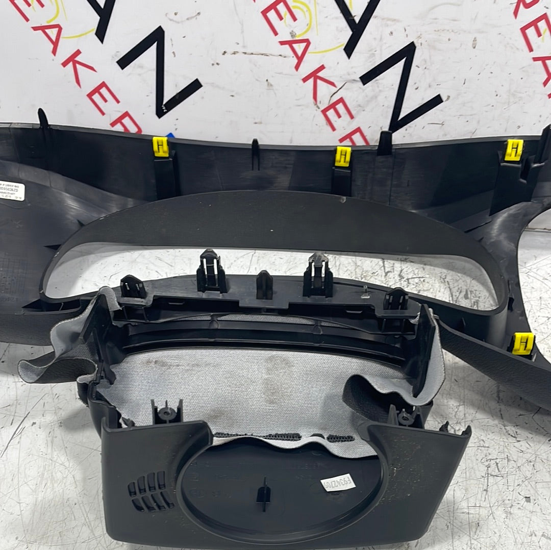 Citroen Berlingo/Peugeot Partner/Vauxhall Combo/Toyota Proace City HEATER CONTROL UNIT AND DASH MOULD 2018-2024 P/N 98340416ZD