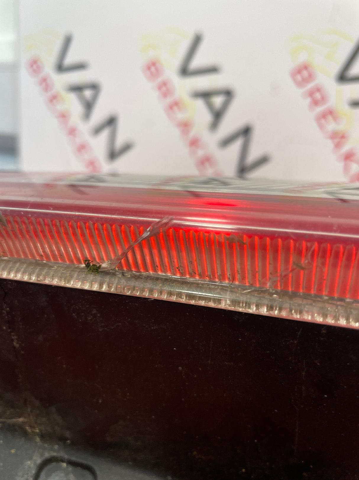 Ford Transit Custom GENUINE REAR PASSENGER SIDE TAIL LIGHT 2014-2018 (DAMAGED) P/N BK2113405AD-D1