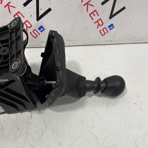 Volkswagen Crafter 2.0 FWD 6-Speed GEAR SELECTOR MECHANISM 2021 P/N 2N0711025