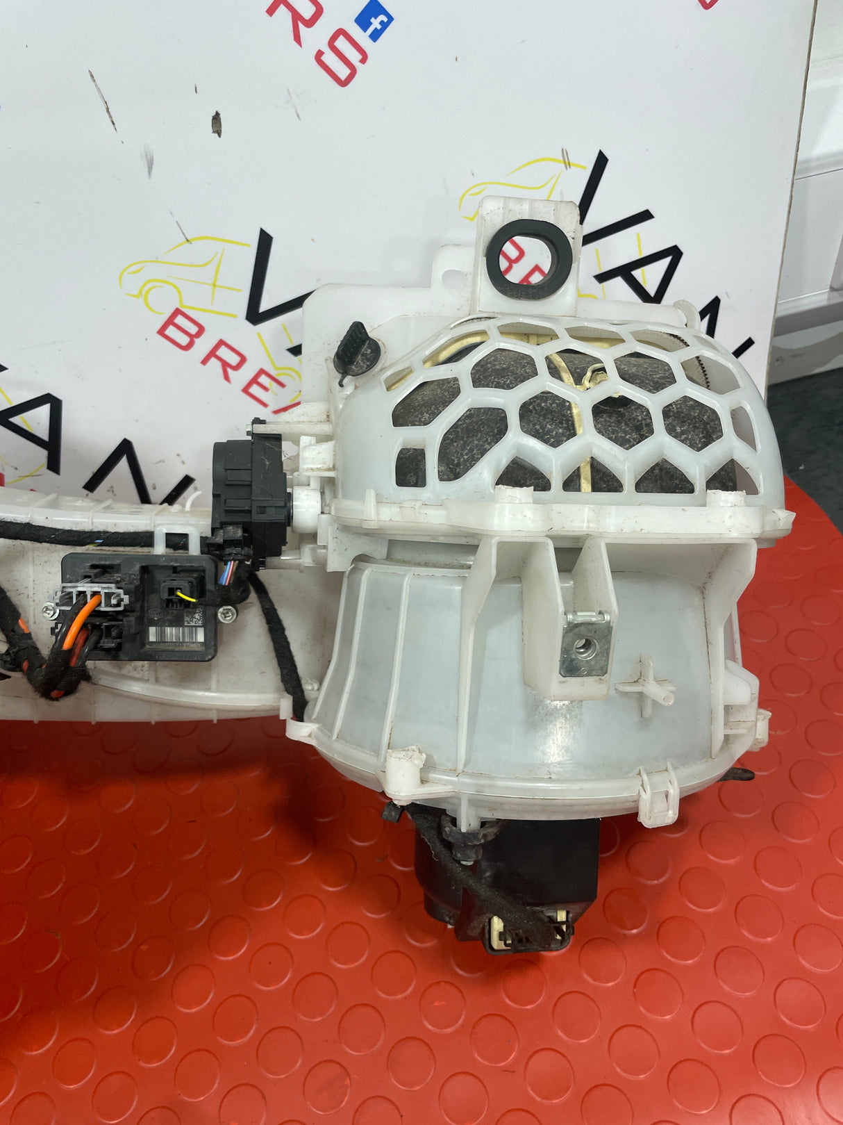 Citroen Dispatch/Vauxhal Vivaro/Toyota Proace/Peugeot Expert INTERIOR HEATER CLIMATE BOX ASSEMBLY 1.6 HDI 2017-2023 P/N 9802501680