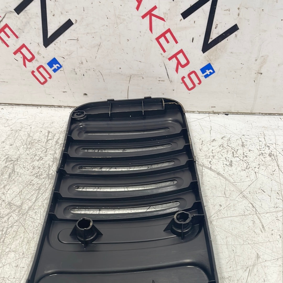 Citroen Relay/ Peugeot Boxer/ Fiat Ducato REAR PILLAR COVER P/N 1308469070