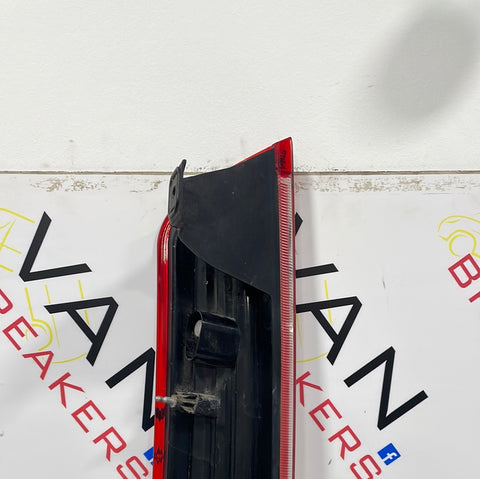 Ford Transit Custom TAILLIGHT DRIVER SIDE RH P/N BK2113404AD