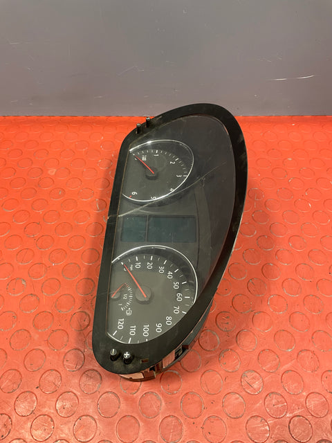 Volkswagen Crafter INSTRUMENT CLUSTER SPEEDOMETER 2006-2016 (CRACKED GLASS) P/N A9069006502