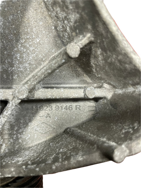 Renault Traffic BELT PULLEY AND BRACKET 2.0 P/N 119239146R