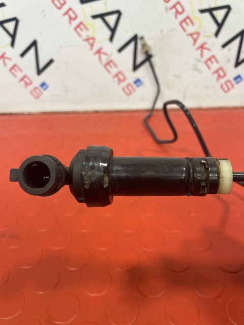 Vauxhall Vivaro B/ Renault Trafic CLUTCH MASTER CYLINDER PIPE 2015 P/N 93457711