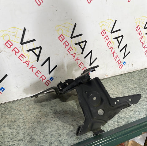Ford Transit Custom 150 FUSE BOX MOUNTING BRACKET 2.2 TDCI 2014-2017 P/N BK21V020C74