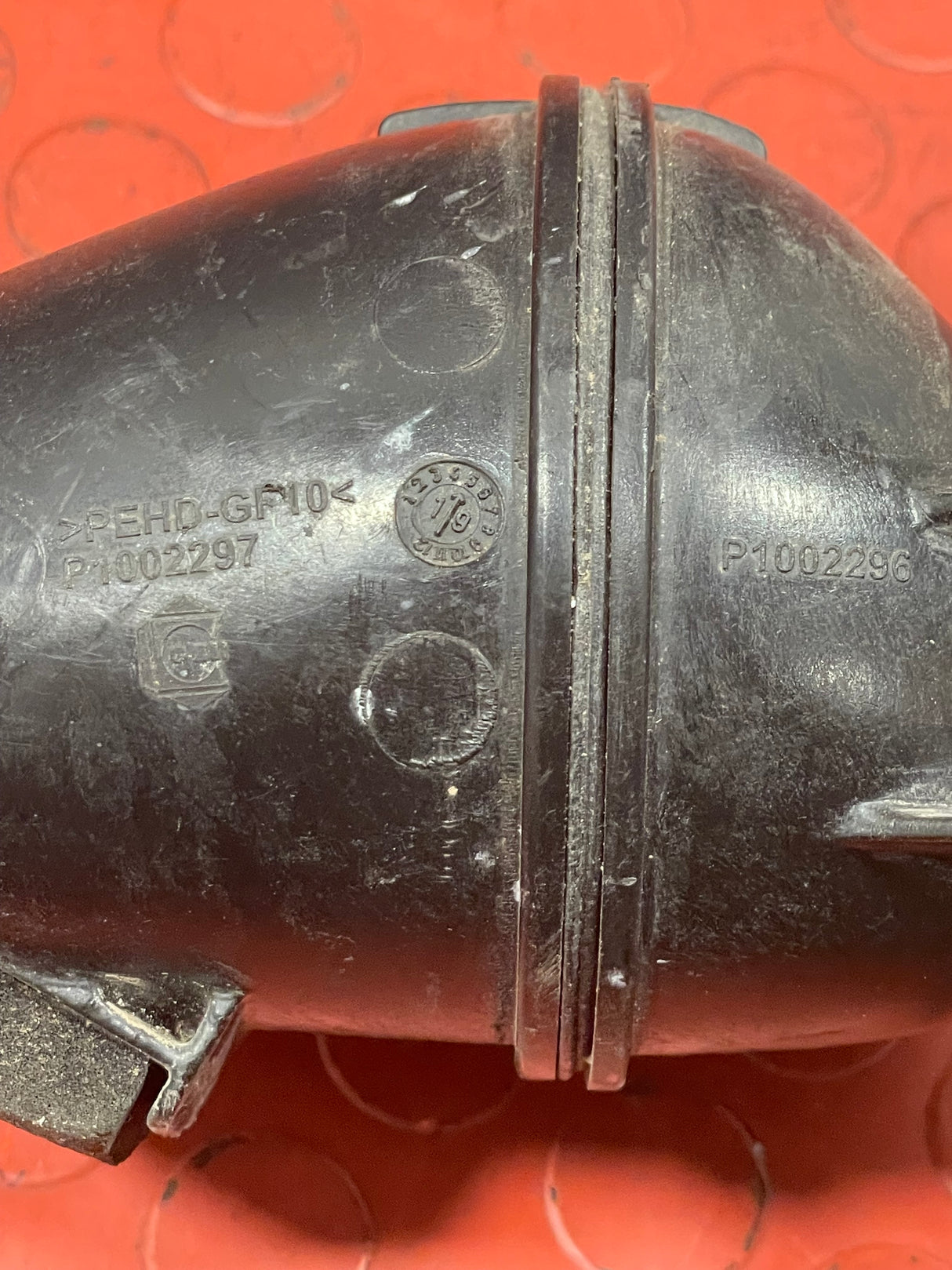 Citroen Dispatch/Vauxhall Vivaro/Peugeot Expert/Toyota Proace/Fiat Scudo ADBLUE TANK FILLER 2016-2024 P/N 9810969380