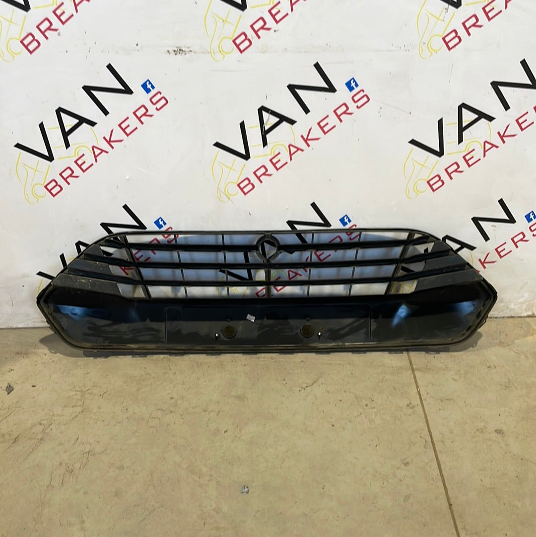 Ford Transit Custom FRONT BUMPER CENTRE GRILL 2013/2018 P/N BK2117B968