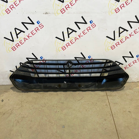 Ford Transit Custom FRONT BUMPER CENTRE GRILL 2013/2018 P/N BK2117B968