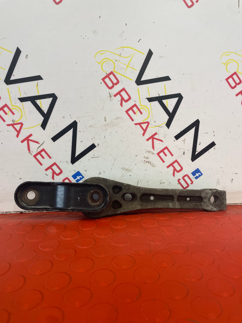 VW Caddy BOTTOM GEARBOX MOUNT / DOGBONE MOUNT 2012 1.6 MANUAL P/N 1K0199855BB