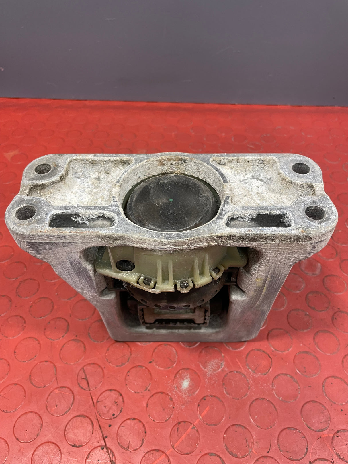 Ford Transit Custom GENUINE 2.0 DIESEL EURO 6 ENGINE MOUNT/ENGINE SUPPORT 2013-2023 P/N GK216F012CC