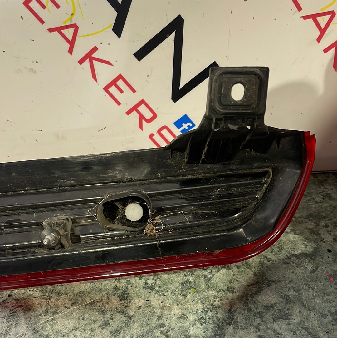 Ford Transit Custom TAILLIGHT PASSENGER SIDE LH 2013-2023 P/N BK2113405AG - 1