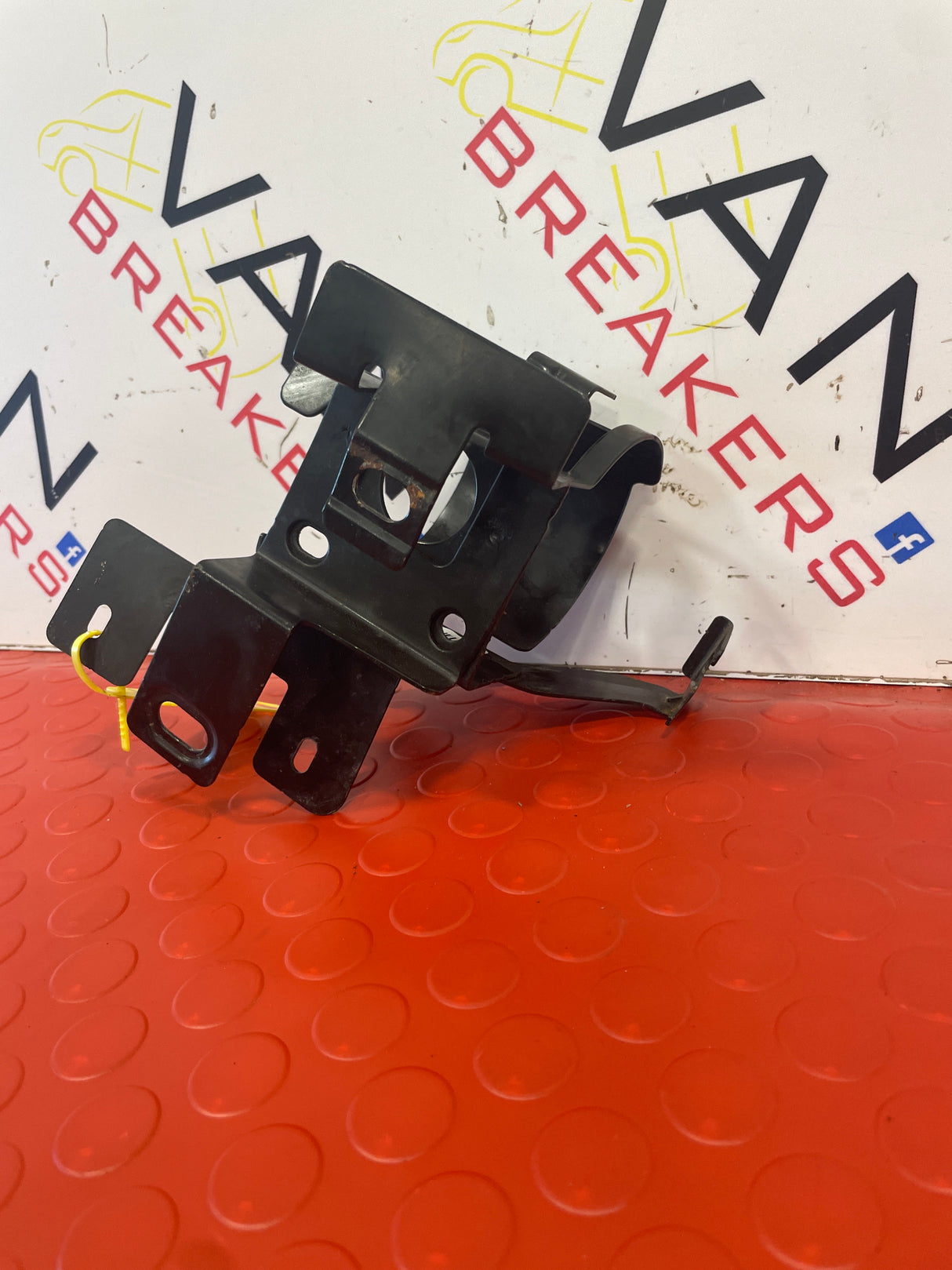 Renault Kangoo/Mercedes Citan FUEL FILTER HOUSING BRACKET 2017 P/N 164195227R