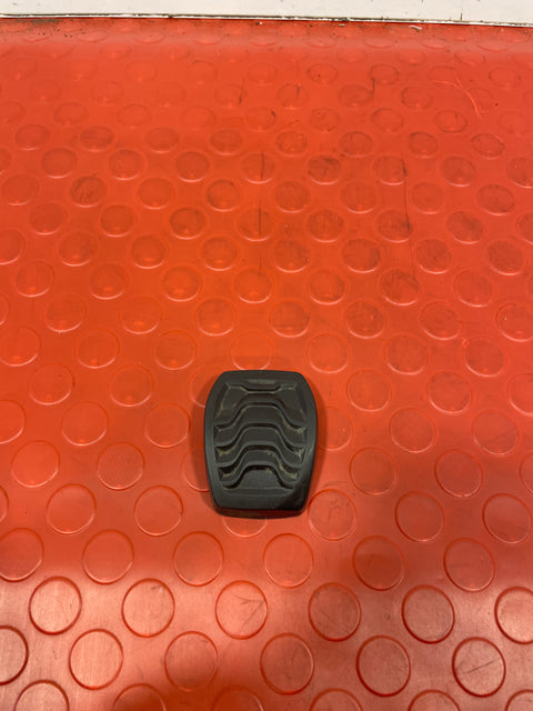Ford Transit CLUTCH/BRAKE PEDAL RUBBERS P/N BK217A624AB