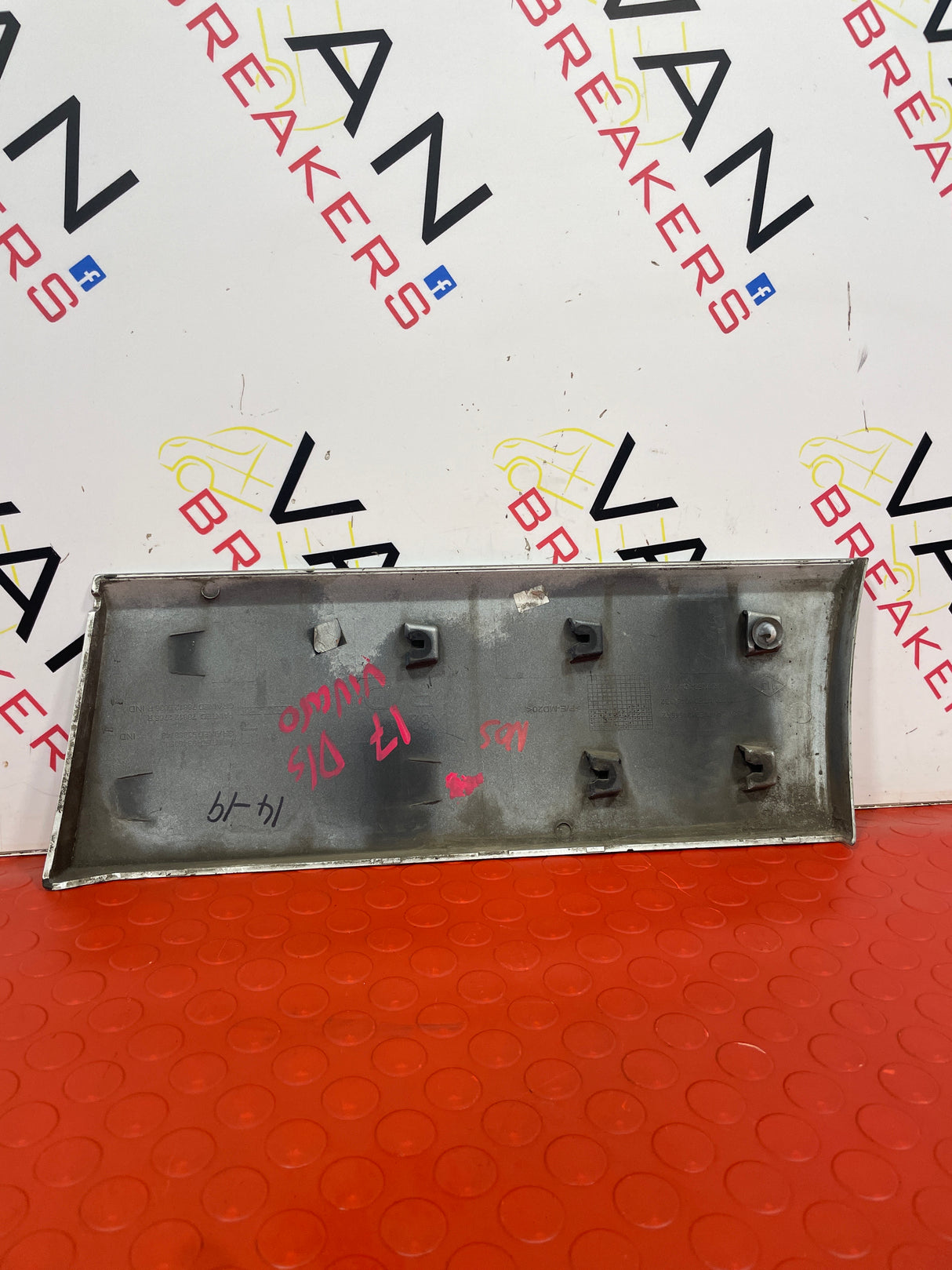 Vauxhall Vivaro DRIVER SIDE REAR PANEL TRIM 2018 P/N 93453602