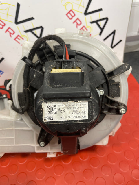 Citroen Dispatch/Vauxhal Vivaro/Toyota Proace/Peugeot Expert INTERIOR HEATER CLIMATE BOX ASSEMBLY 1.6 HDI 2017-2023 P/N 9802501680