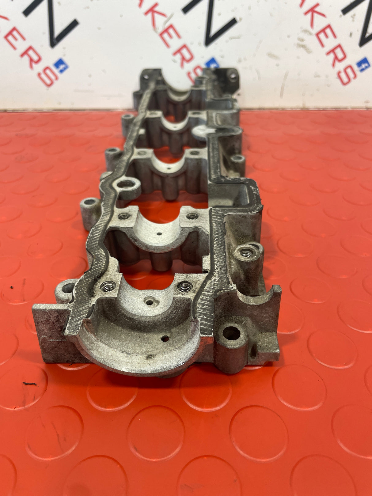 Citroen Berlingo/Peugeot Partner CAMSHAFT CARRIER 2011-2015 1.6L Diesel P/N 9685052710