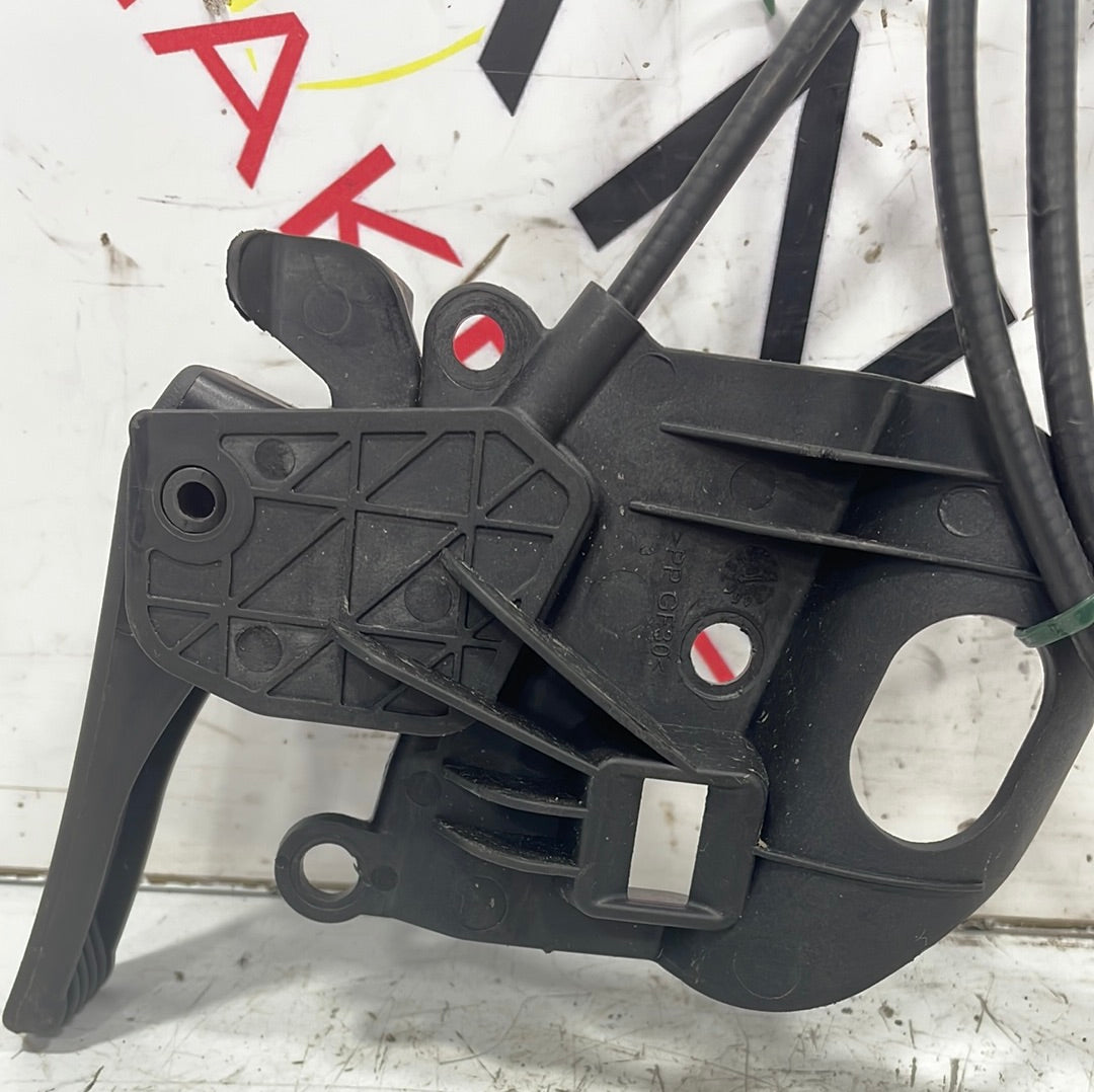 Citroen Dispatch/ Peugeot Expert/ Vauxhall Vivaro/ Toyota Proace BONNET PULL HANDLE AND CABLE 2017-2024 P/N VVBPAC