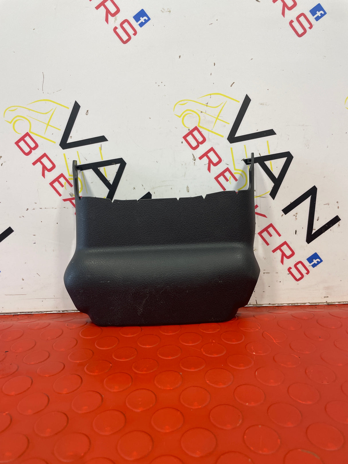 Toyota Hilux STEERING WHEEL SHROUD (TOP PIECE) 2017-2021 P/N 45286-0K090