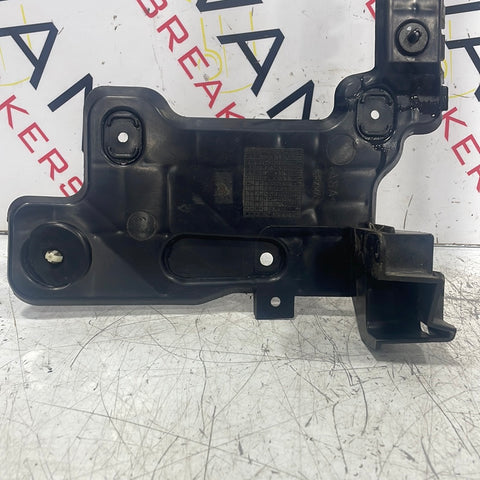 Ford Transit 2020 BUMPER MOUNTING BRACKET 6 SPEED P/N BK3117A881AE