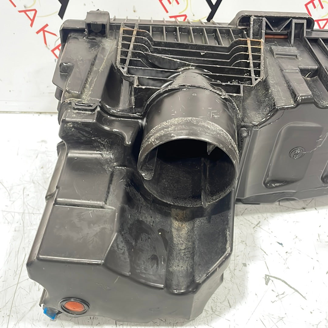 Citroen Dispatch/Peugeot Expert AIR BOX 2.0 2008-2016 P/N 1498555080