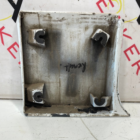 Renault Trafic PASSENGER SIDE NEAR PILLAR TRIM (Gloss White) 2014-2019 P/N 798194839R