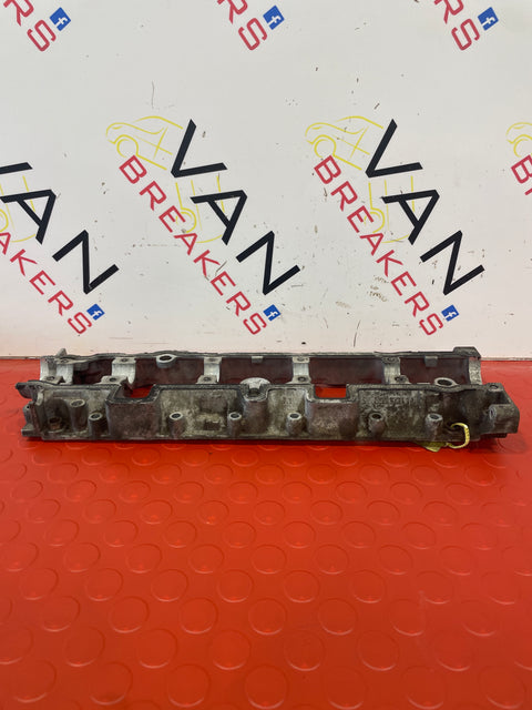 Citroen Berlingo/Peugeot Partner CAMSHAFT CARRIER 2011-2015 1.6L Diesel P/N 9685052710