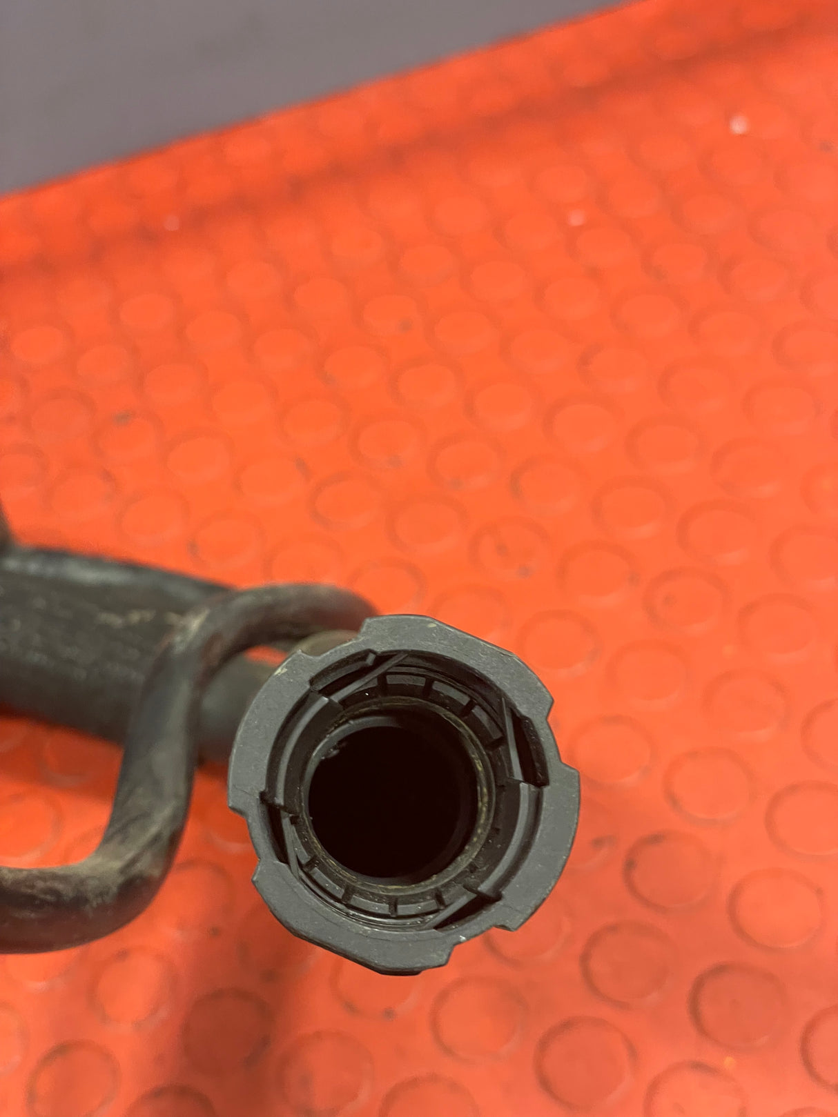 Citroen Berlingo/Peugeot Partner/Vauxhall Combo/Toyota Proace City ADBLUE FILLER PIPE 2019-2023 P/N 9815705980